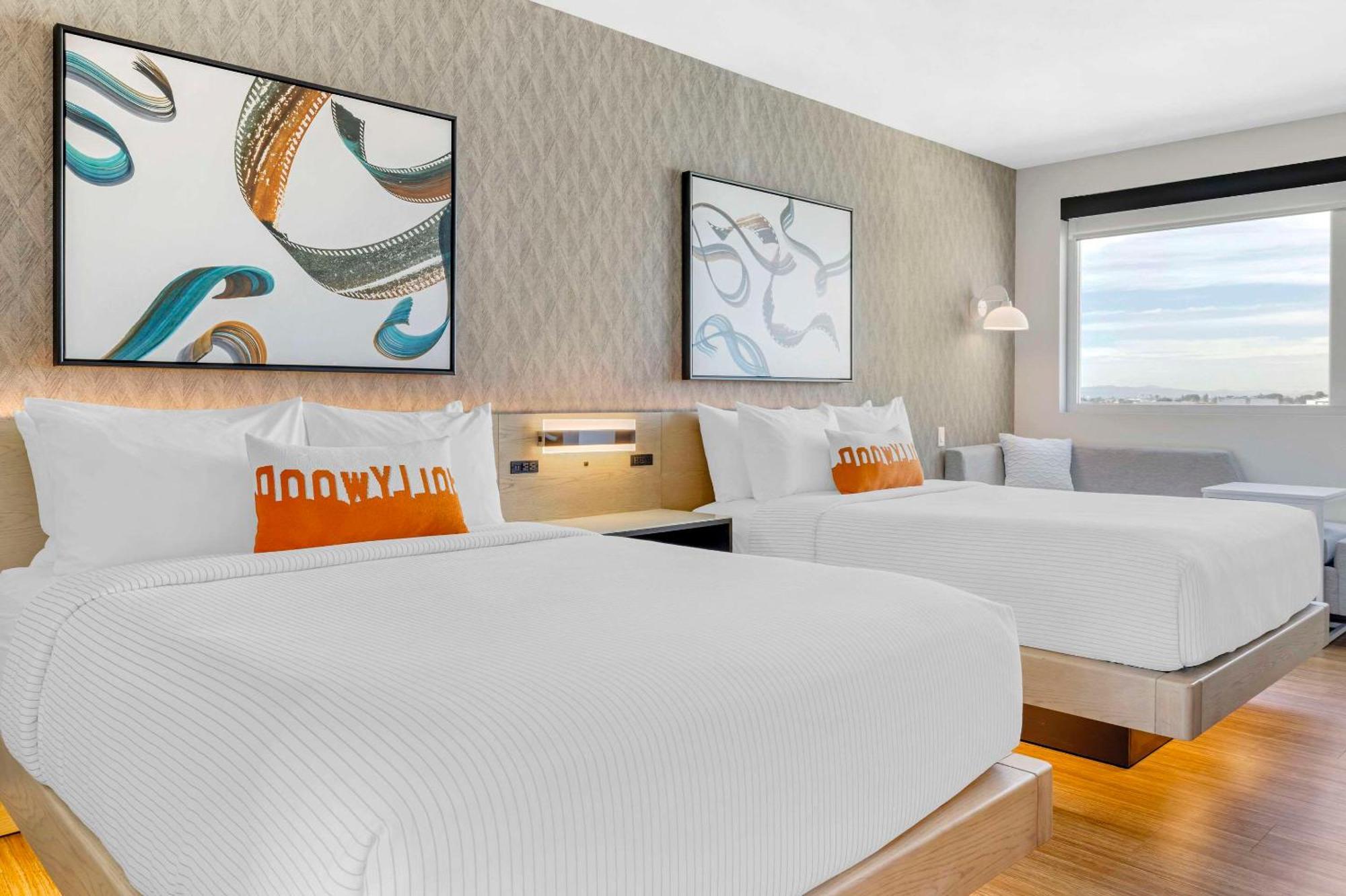Cambria Hotel Burbank Airport ภายนอก รูปภาพ