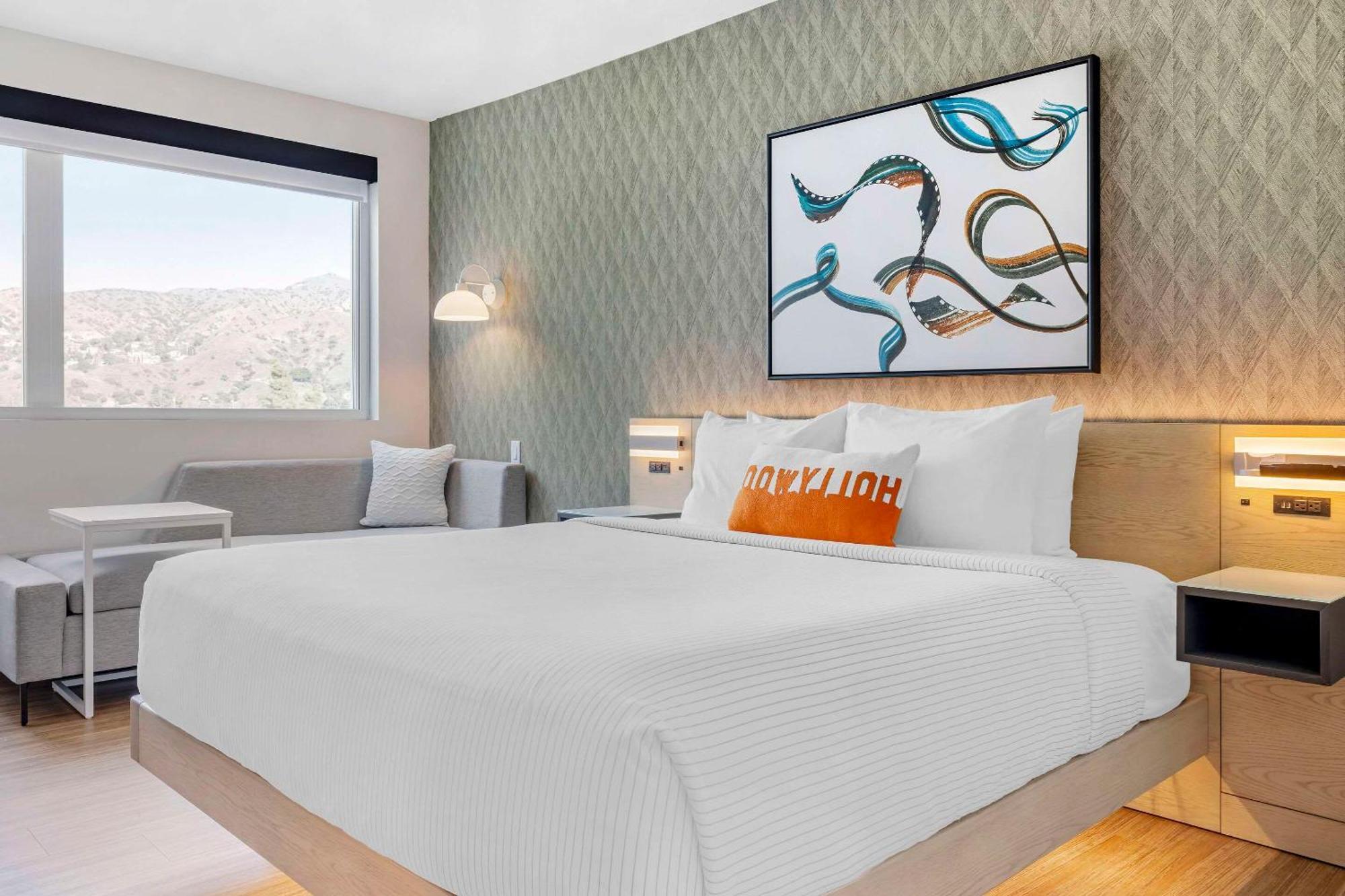 Cambria Hotel Burbank Airport ภายนอก รูปภาพ